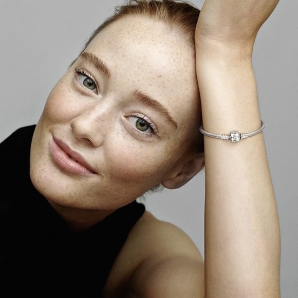 Pandora silver bracelet with heart charm - Picture 1 of 14